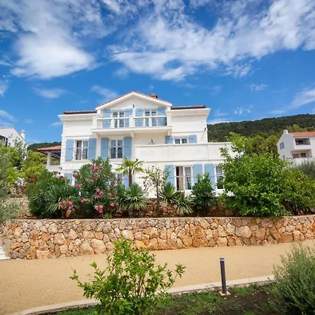 Salvia Pensionat Cres