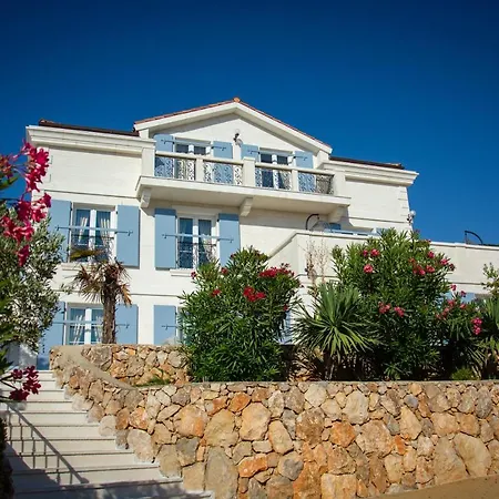 Casa de hóspedes Salvia 4*